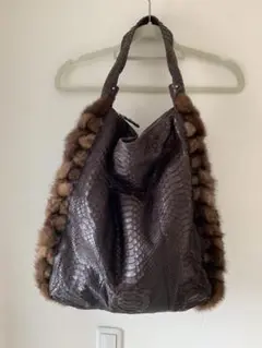 美品 Salvatore Ferragamo フェラガモ パイソン バッグ