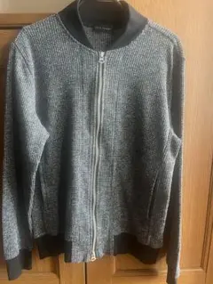 テットオム　ブルゾン