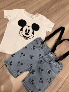 H&M ミッキーサスペンダー付パンツ&Tシャツ