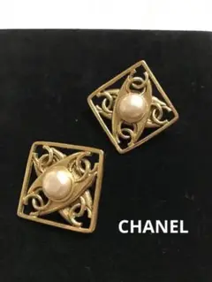 シャネル パールイヤリング ココマーク入り