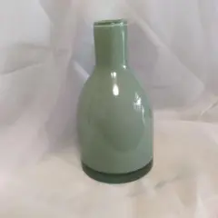 緑色ガラスボトル 約15cm