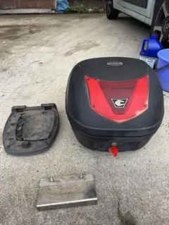 Item thumbnail for item 8a4a385c-b845-42c0-a3d1-31dc910c293e