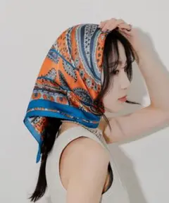 SMELLYアソートパターンスカーフ