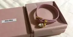 miumiu クリスタル付マドラスレザー ブレスレット