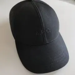 A.P.C. ブラックキャップ 58 調整可能