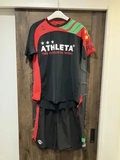 ATHLETA サッカーウェア Sサイズ ブラック/レッドパンツLサイズ　セット