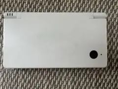 ニンテンドーDSi ホワイト本体ペン無しソフト付き
