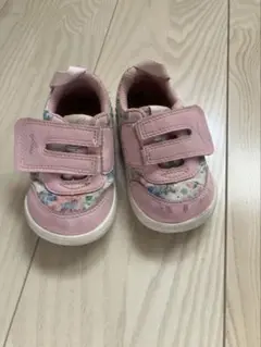 Item thumbnail for item 15928e8d-b6b0-4fb9-8f49-fc9eb2a264c3