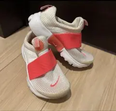 Item thumbnail for item c4d873b6-7d80-41f9-a133-e9819f422369