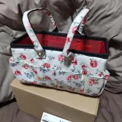 Item thumbnail for item d3a50179-e811-4c07-a94a-1b150045252c