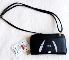 《新品・未使用・タグ付き》 スヌーピー ♡顔刺繍　お財布ショルダーバッグ　黒