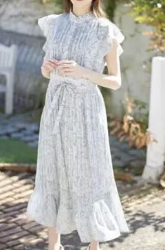 tocco closet ラインフラワープリーツロングワンピース ブルー