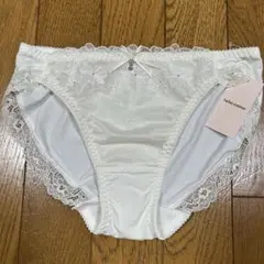 チュチュアンナ　ホワイトレースショーツ　Mサイズ