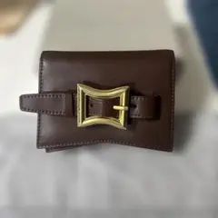 CHARLES & KEITH二つ折り財布ブラウンゴールドバックル 箱付き