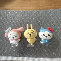 ちいかわサンリオコラボ フィギュア　うさぎ　ハチワレ　ちいかわセット