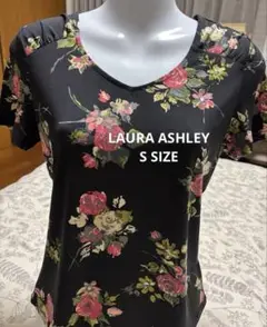 LAURA ASHLEY フラワープリント Vネック 半袖シャツ