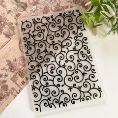 【2167】エンボスフォルダー 唐草模様 650円
