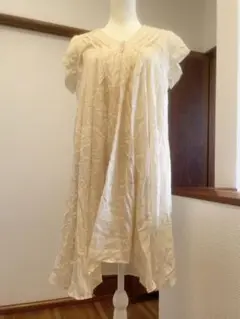 Item thumbnail for item 4ce8d8d9-fe0d-4a2c-8787-9663f1d3ca5a