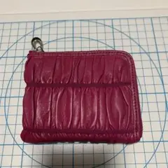 【週末限定価格】マゼンタ レザー Ｌ字 コインケース ギャザー入り 美品