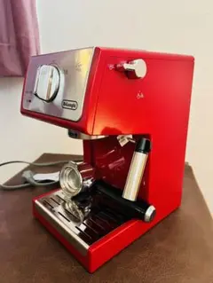 デロンギエスプレッソ・カプチーノメーカー ECP3220J-R