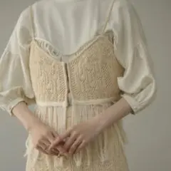 新品未使用】Eaphi ビスチェ SPANGLE KNIT BUSTIER - メルカリ