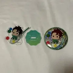 鬼滅の刃 竈門炭治郎 アクスタ 缶バッジセット
