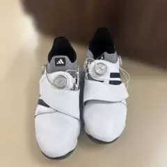 アディダス ダブルボア　ゴルフシューズ