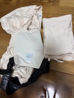 ベージュ スモルビ抱っこひも