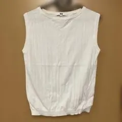 UNIQLO ノースリーブ　トップス