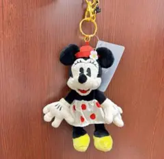 顔厳選新品タグ付き ミニー ぬいぐるみ キーチェーン　MINNIE DAY