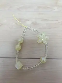 イエロー花モチーフストラップ