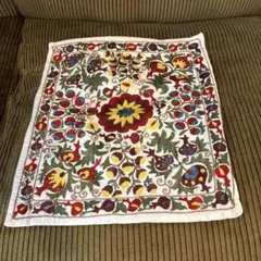 スザニ刺繍　クッションカバー　ウズベキスタン　現地購入　ハンドメイド