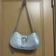 ワンショルダー　バック　シルバー　三日月
