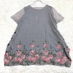 6780 花柄刺繍半袖カットソー M-L ロング丈 ドッキング 体型カバー 薄手
