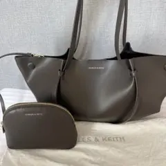 Item thumbnail for item 306453c1-4e3b-4f73-934f-bd04f36d6cf2