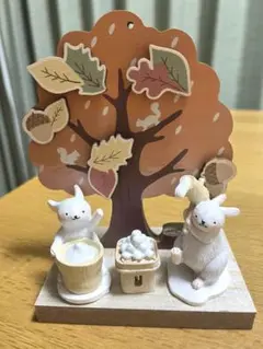 秋のオブジェ　お月見うさぎ　ナチュラルキッチン　 木製スタンド　餅つき　名月