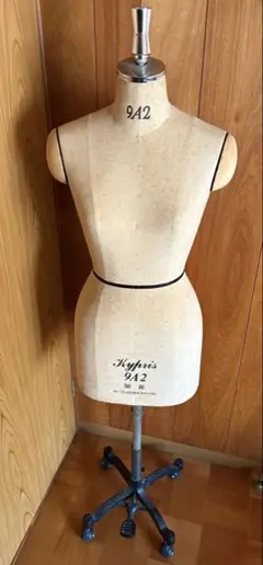 kypris　トルソー　マネキン　キプリス　9A2 キイヤkiiya/キプリス 9A2 ボディ 女性 トルソー 店頭販売して