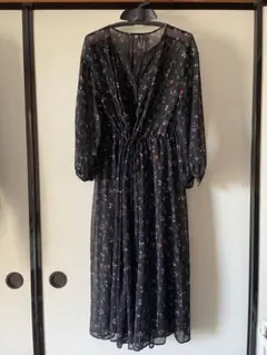 花柄シフォンワンピース 黒