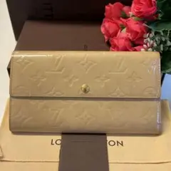 未使用に近い‼️ ルイヴィトン ヴェルニ ポルトフォイユ サラ 財布 長財布