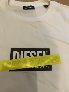 ほぼ未使用　送料込み　DIESEL ホワイト Tシャツ