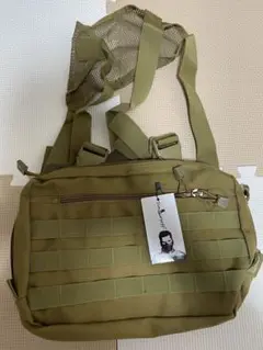 オリーブドラブ 中型ナイロンバッグ