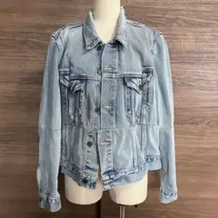 ソラッチョレ様 vetements Levi's コラボデニム ジャケット VETEMENTS×Levi's トライバルプリント デニムジャケット - メルカリ