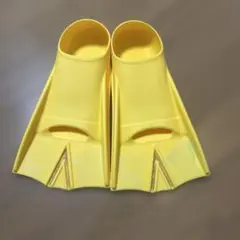 ヒィン