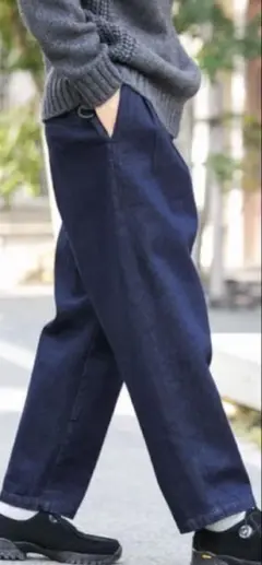 ekal エカル　タックテーパード　デニムパンツ