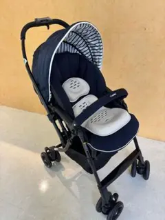 Combi メチャカルオート4キャス エッグショック ルクスネイビー 16486