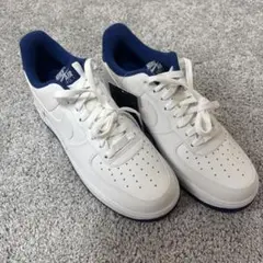 Nike Air Force 1 ホワイト/ネイビー