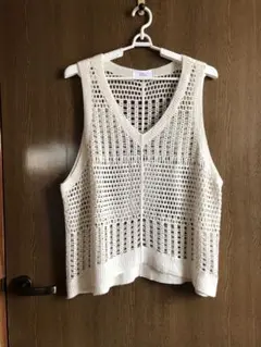 カケラ＆トランクイル☆透かし編み　ベスト【美品】