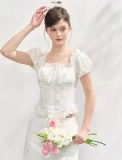 treat ürself Lacy rose corset blouse