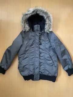 Item thumbnail for item 4528cf2b-e7bf-4e25-b410-0e80697876bc