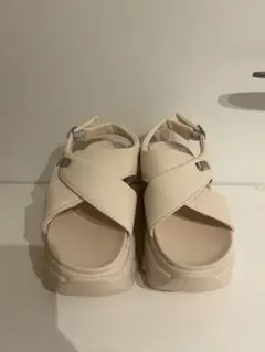 厚底サンダル ベージュ　新品